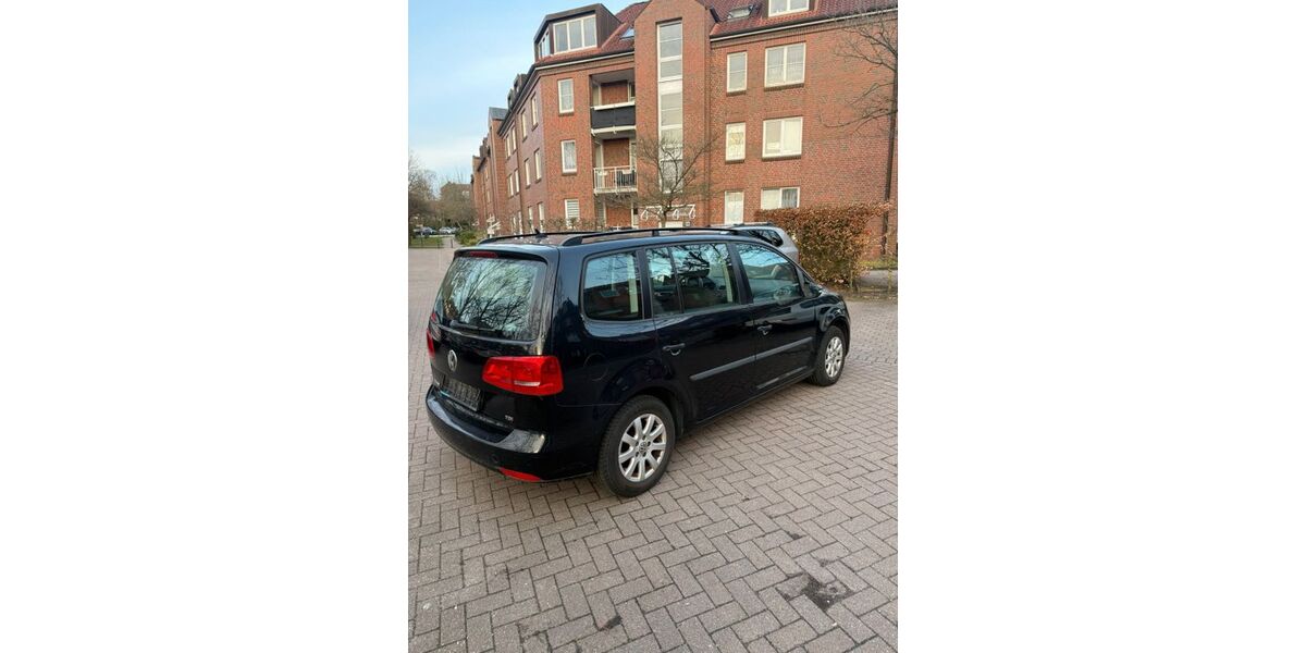 VW Touran 171.000 km 8.500 &euro; Hamburg 21079
