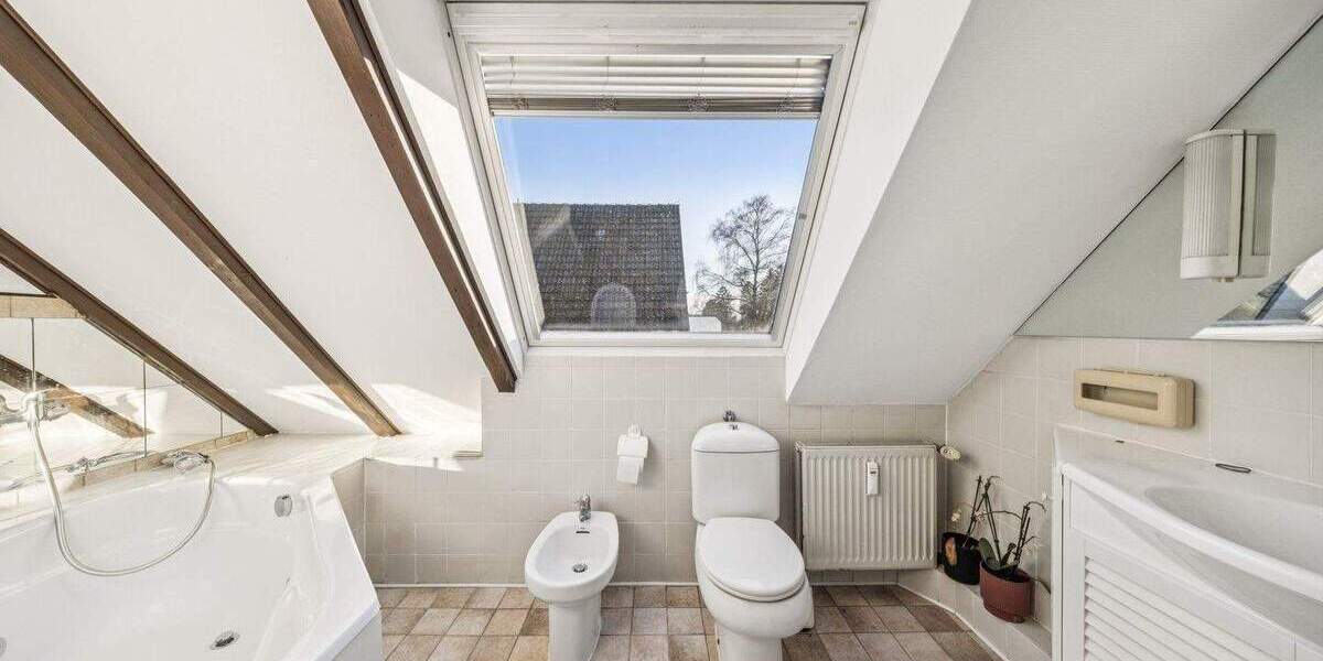 Mehrfamilienhaus, Wohnhaus Hamburg / Rahlstedt Rahlstedt - 8 Zimmer, 292 m&sup2;, 1.098.000&euro; | Angebot:25731148