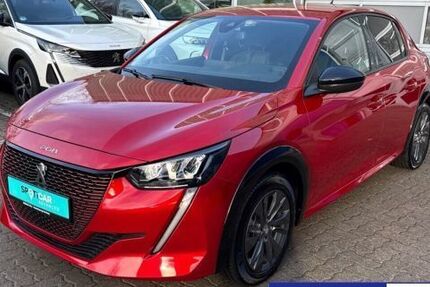 Peugeot 208 26.741 km 16.990 &euro; Hamburg 22529