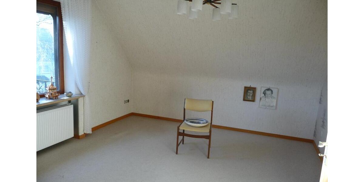 Einfamilienhaus Uetersen - 7 Zimmer, 180 m&sup2;, 490.000&euro; | Angebot:25809481