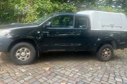 Toyota Hilux 256.493 km 6.599 &euro; Hamburg 20539