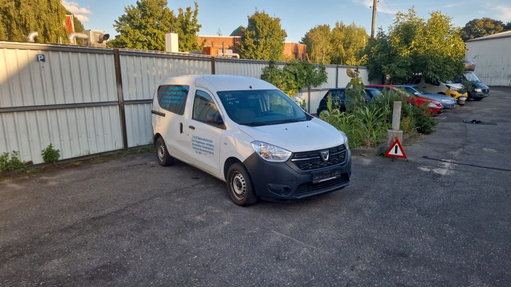 Dacia Dokker 110.000 km 3.800 &euro; Hamburg 20539