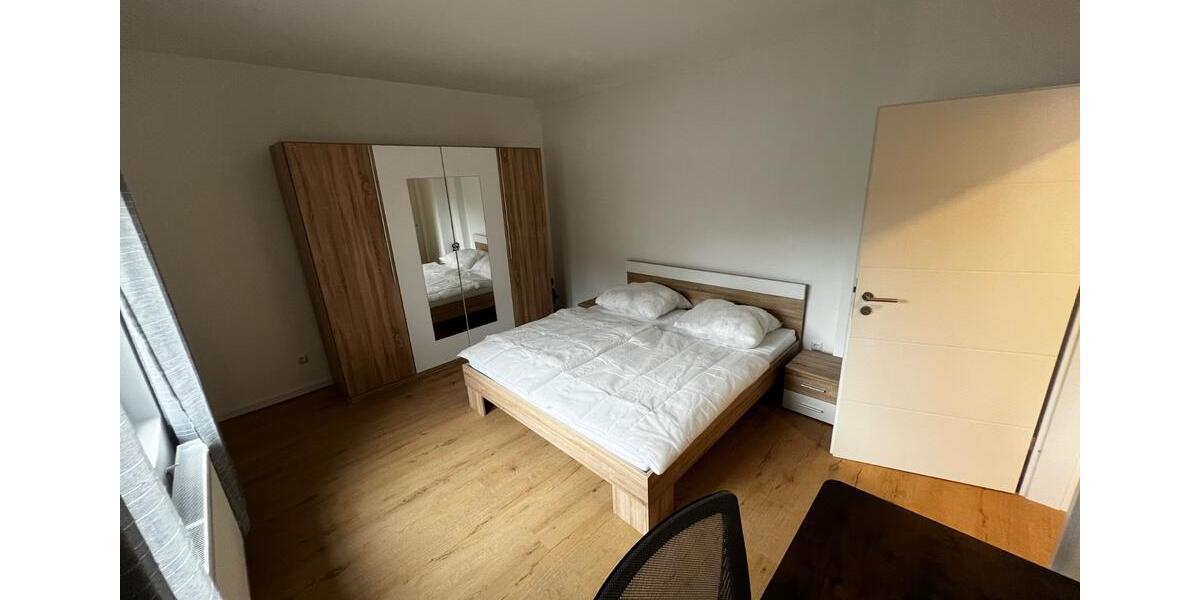 Erdgeschoßwohnung Hamburg Harburg - 4 Zimmer, 82 m&sup2;, 1.550&euro; | Angebot:25838900