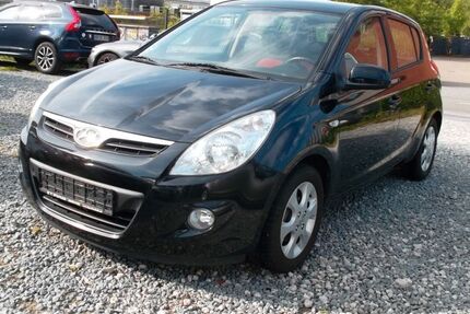 Hyundai i20 132.000 km 6.190 &euro; Hamburg 22045