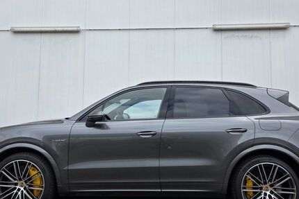 Porsche Cayenne 136.000 km 77.900 &euro; Hamburg 22419