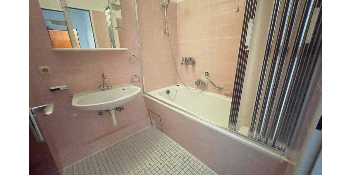 Etagenwohnung Hamburg Farmsen-Berne - 3 Zimmer, 85 m&sup2;, 299.000&euro; | Angebot:25748555