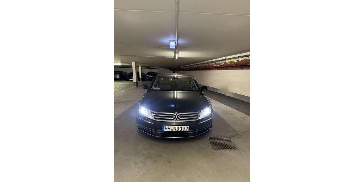 VW Phaeton 225.000 km 11.990 &euro; Hamburg 22043