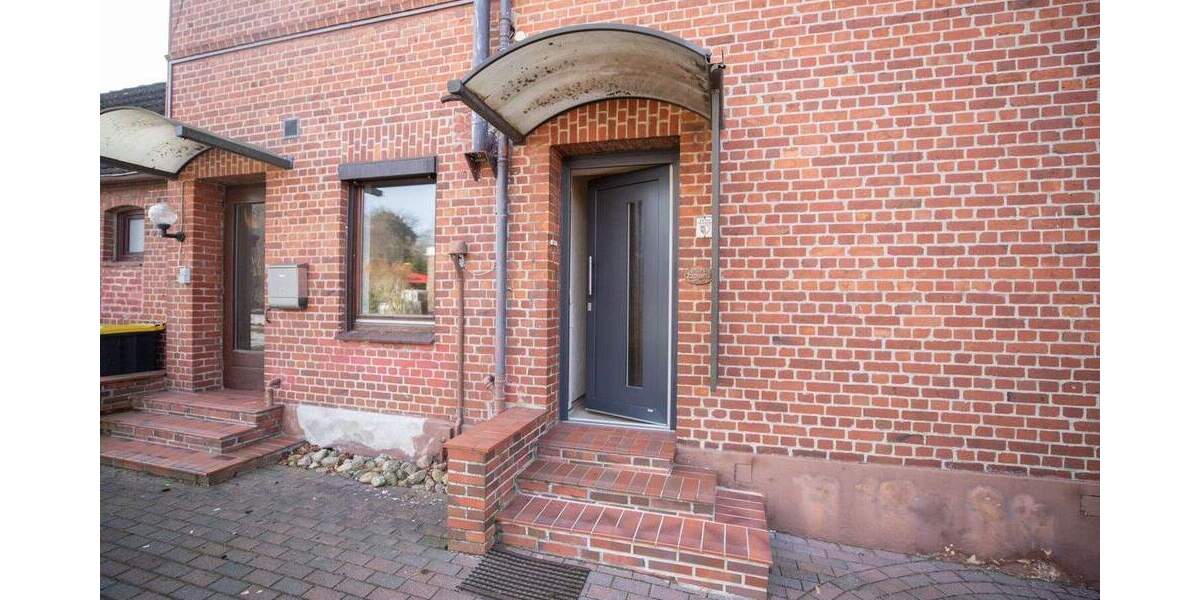 Doppelhaushälfte Barmstedt - 6 Zimmer, 150 m&sup2;, 295.000&euro; | Angebot:25671159