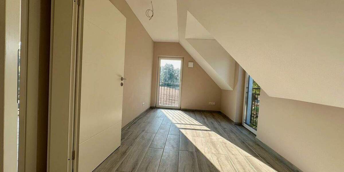 Doppelhaushälfte Schenefeld - 4 Zimmer, 94 m&sup2;, 649.000&euro; | Angebot:25697423