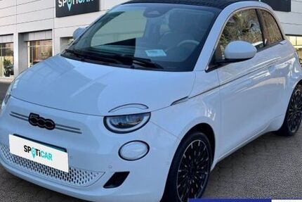 Fiat 500e 38.542 km 22.990 &euro; Hamburg 22529