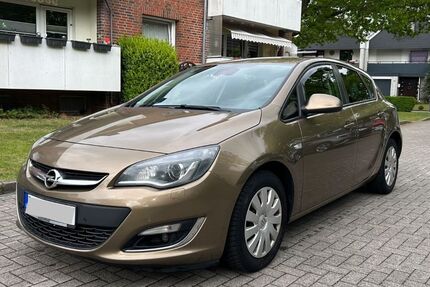 Opel Astra 220.000 km 3.000 &euro; Moorrege 25436