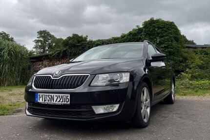 Skoda Octavia 192.000 km 11.990 &euro; Struvenhütten 24643