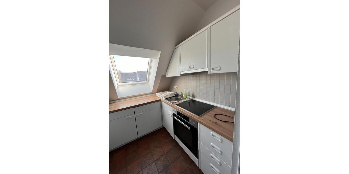 Dachgeschoßwohnung Hamburg Wandsbek - 1 Zimmer, 14 m&sup2;, 590&euro; | Angebot:25731919