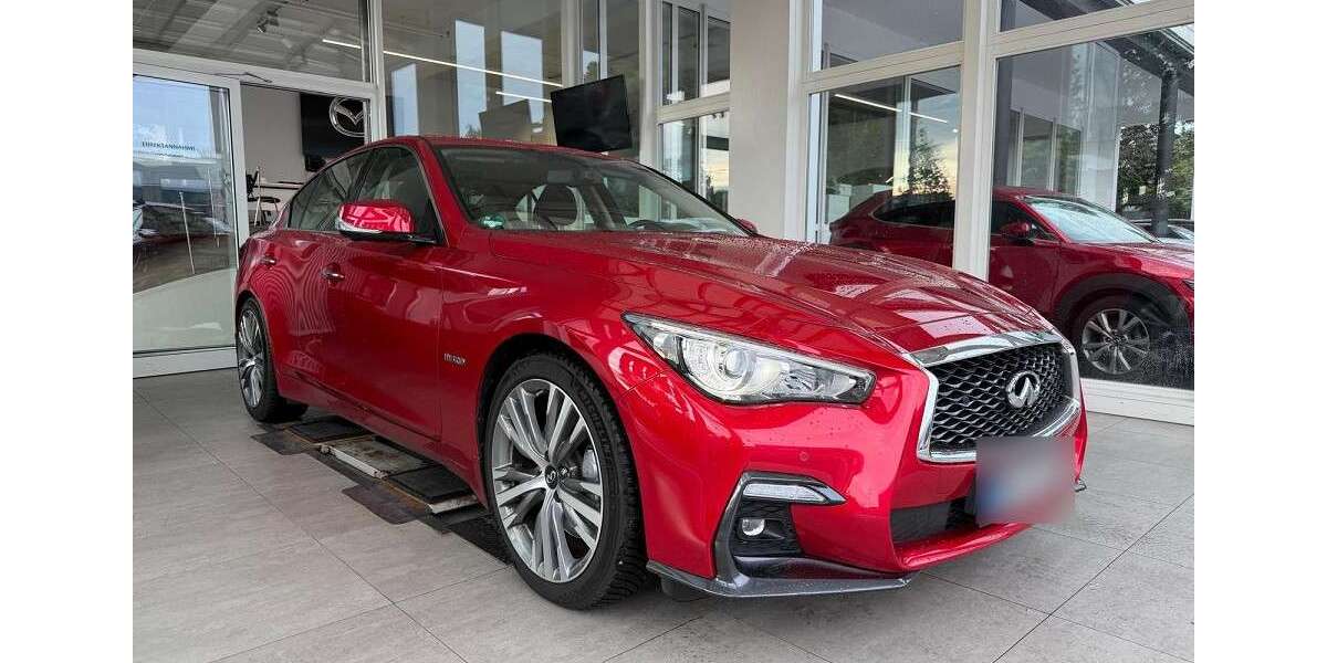 INFINITI Q50 19.986 km 29.950 &euro; Hamburg 22761