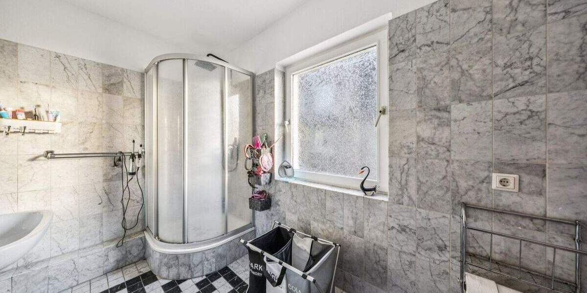 Mehrfamilienhaus, Wohnhaus Hamburg / Rahlstedt Rahlstedt - 8 Zimmer, 292 m&sup2;, 1.098.000&euro; | Angebot:25731148