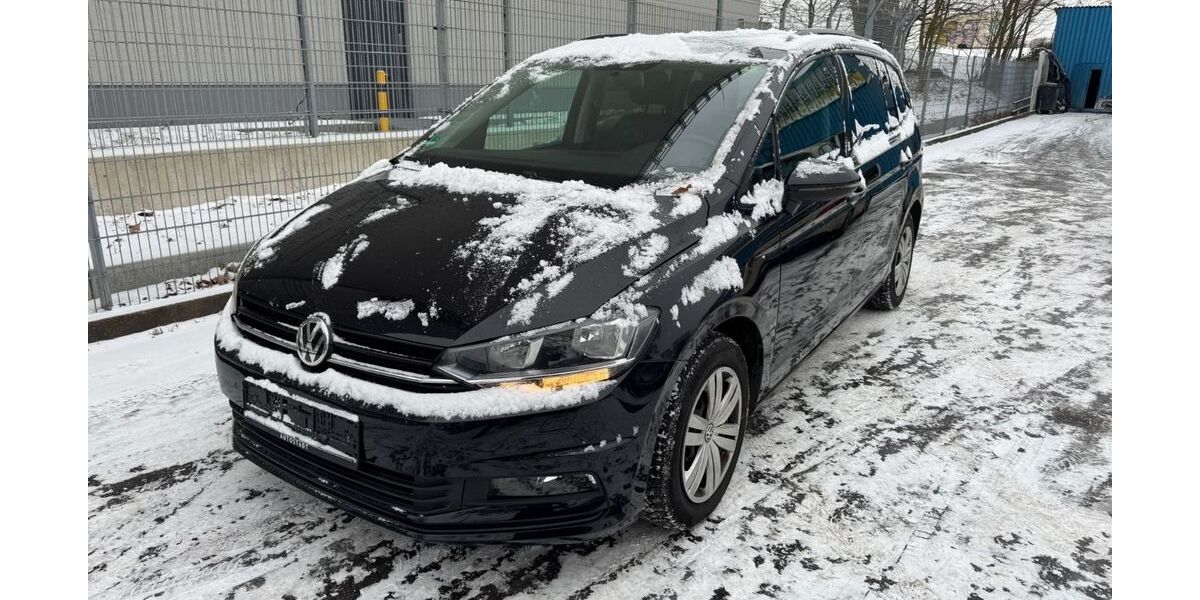 VW Touran 405.000 km 6.900 &euro; hamburg 20537