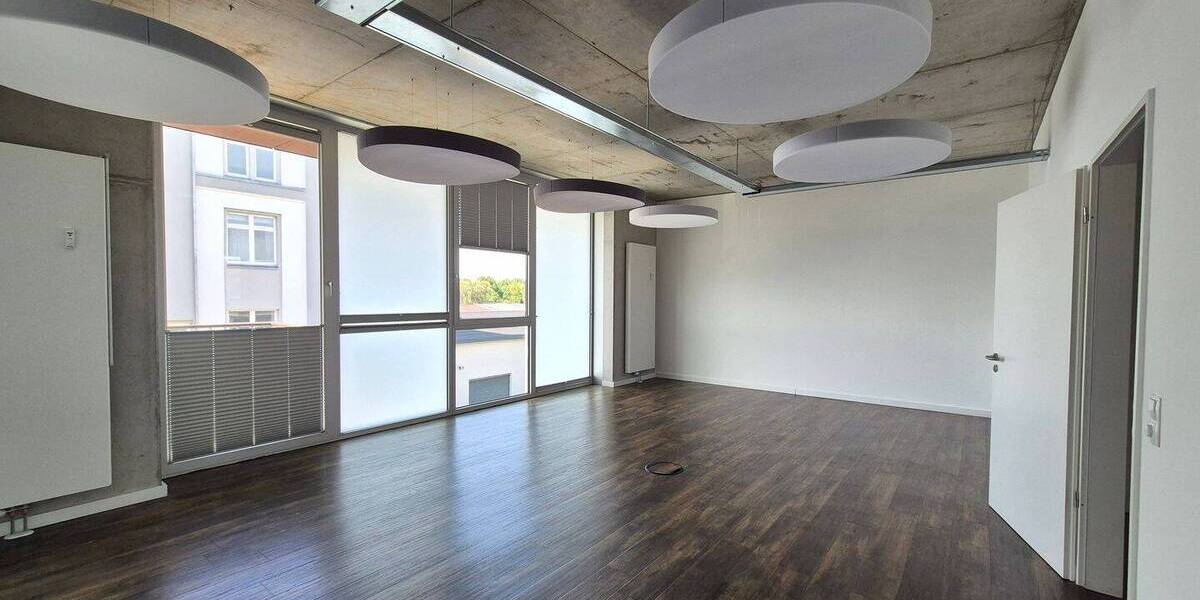 Gewerbeobjekt Hamburg Wilhelmsburg - 6 Zimmer, 362 m&sup2;, 5.340&euro; | Angebot:26825534