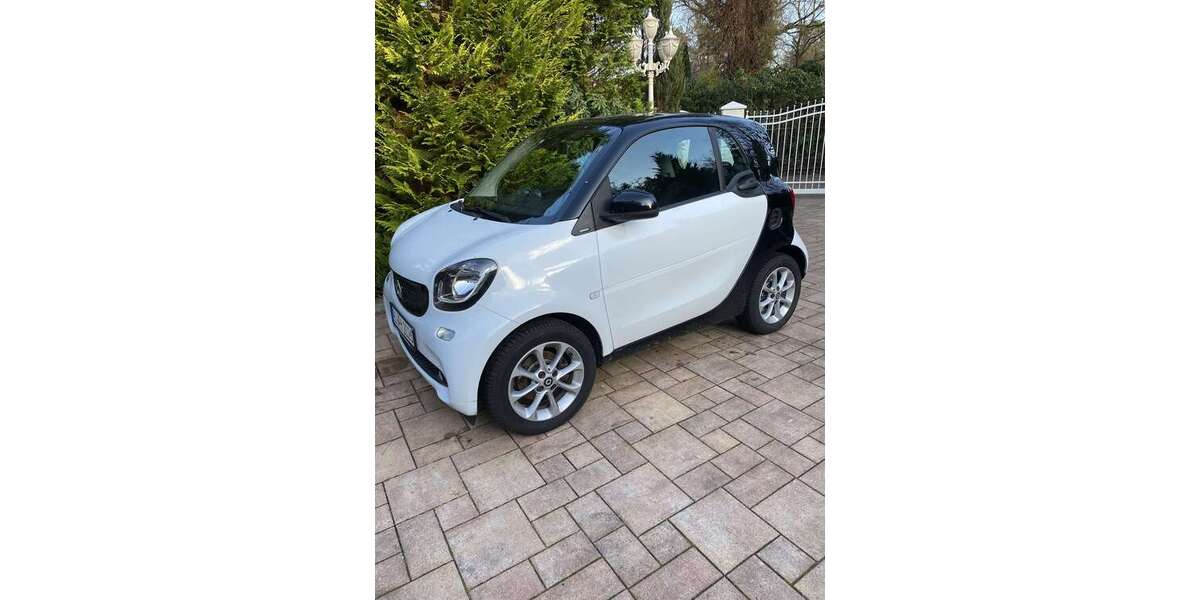 Smart forTwo 46.355 km 7.490 &euro; Quickborn 25451