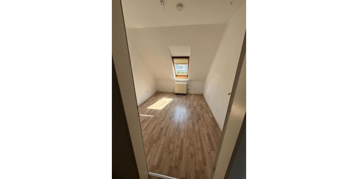 Dachgeschoßwohnung Bargfeld-Stegen Stegen - 4 Zimmer, 89 m&sup2;, 1.100&euro; | Angebot:24623629