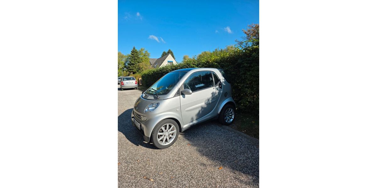 Smart ForTwo 201.200 km 2.456 &euro; Hamburg 22045