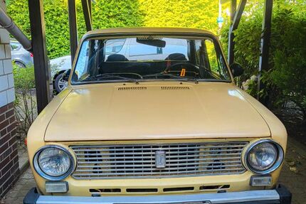 Lada Andere 160.000 km 2.500 &euro; Tornesch 25436