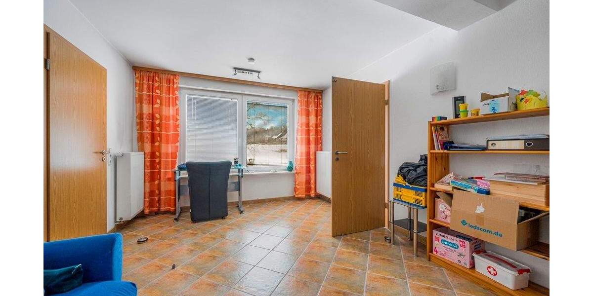 Mehrfamilienhaus, Wohnhaus Hamburg - Eißendorf Eißendorf - 6 Zimmer, 179 m&sup2;, 775.000&euro; | Angebot:25729482