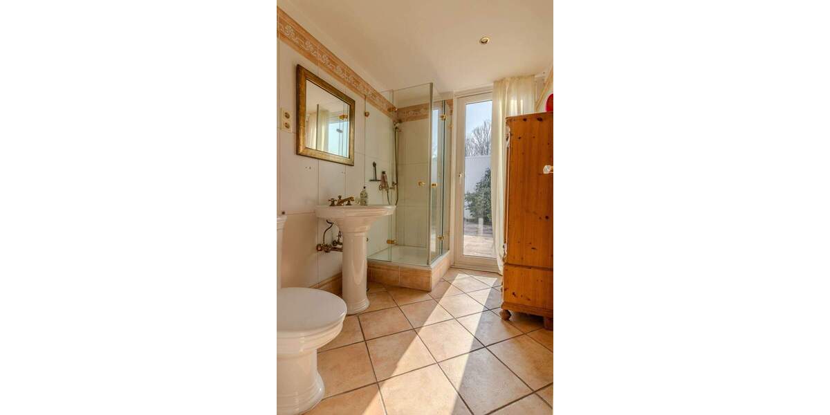 Bungalow Hamburg Groß Flottbek - 4 Zimmer, 147 m&sup2;, 1.145.000&euro; | Angebot:25822365