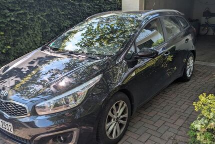 Kia ceed Sportswagon 121.000 km 9.500 &euro; Halstenbek 25469