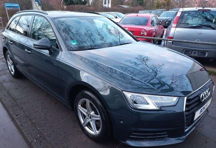 Audi A4 122.602 km 17.500 &euro; Hamburg 21031
