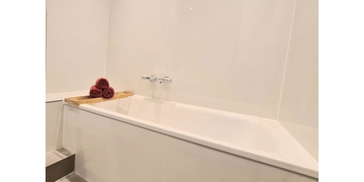 Provisionsfrei* Sonniges modernes Zuhause im Grünen - Reihenmittelhaus Hamburg Altona | Angebot:25956584