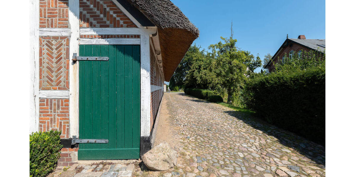 Mehrfamilienhaus, Wohnhaus Jork - 8 Zimmer, 360 m&sup2;, 769.000&euro; | Angebot:25738609