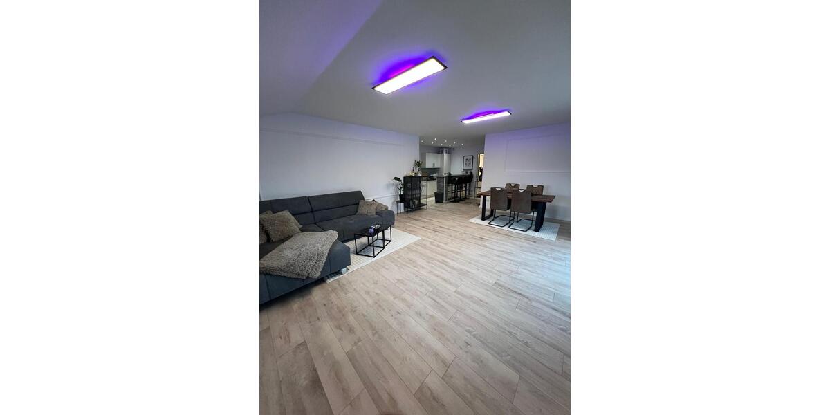 Dachgeschoßwohnung Uetersen - 2 Zimmer, 74 m&sup2;, 950&euro; | Angebot:25782418