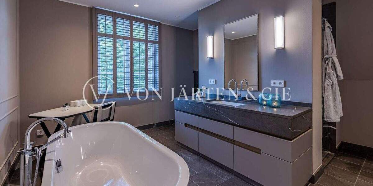 Mehrfamilienhaus, Wohnhaus Hamburg Nienstedten - 5 Zimmer, 242 m&sup2;, 2.890.000&euro; | Angebot:25734040