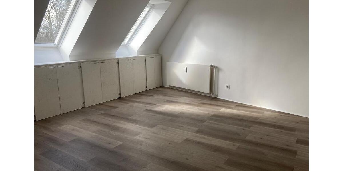 Maisonettenwohnung Hamburg Wandsbek - 3 Zimmer, 93 m&sup2;, 1.495&euro; | Angebot:25854308