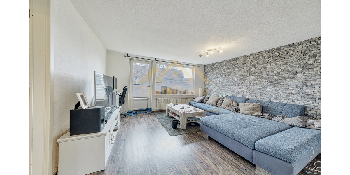 Kapital clever parken– Vermietete Dachgeschosswohnung mit Balkon - Dachgeschoßwohnung Wrist | Angebot:25456611