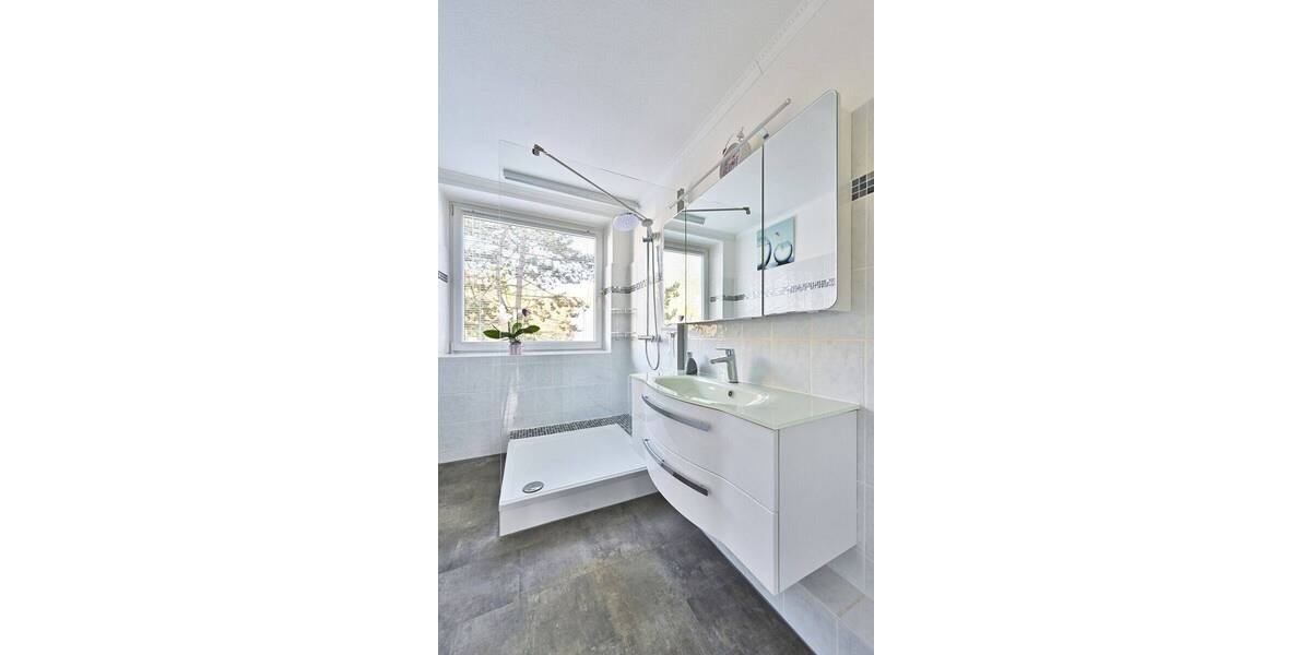 Etagenwohnung Wedel - 4 Zimmer, 98 m&sup2;, 324.000&euro; | Angebot:25690470