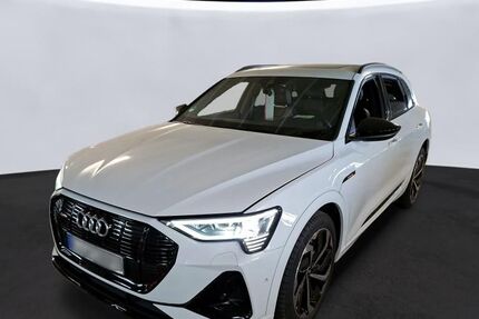 Audi e-tron 27.216 km 33.990 &euro; Hamburg 22047