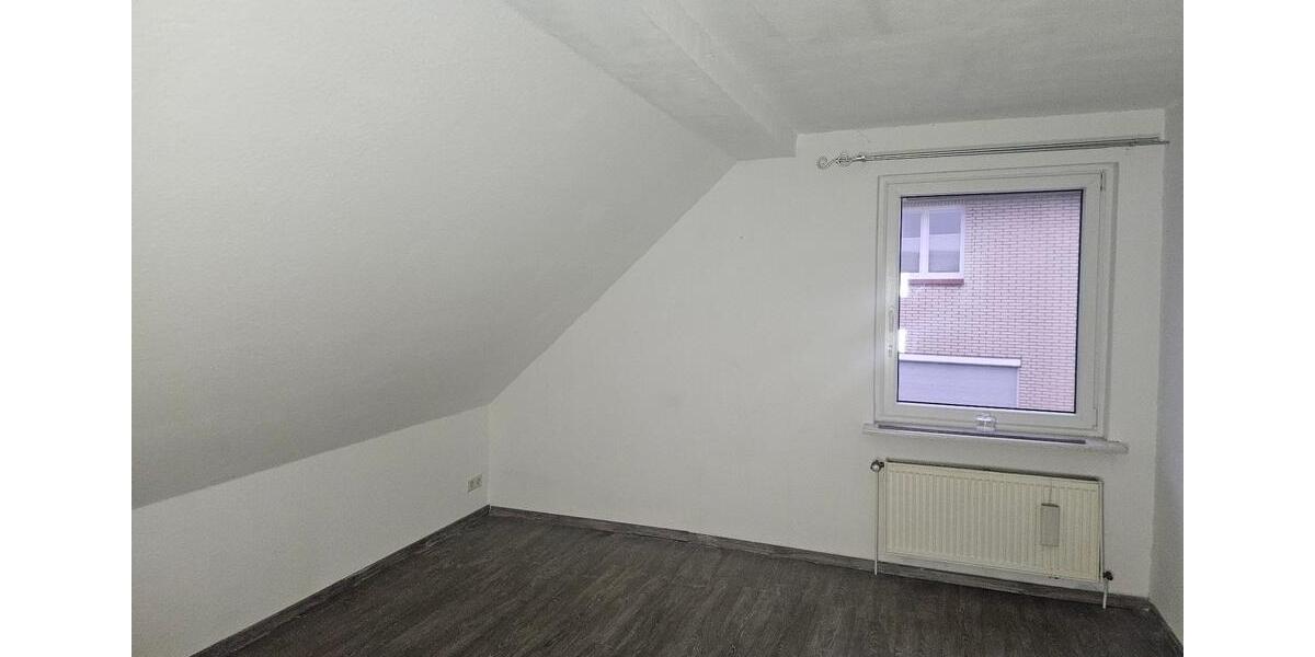 Etagenwohnung Stapelfeld - 3 Zimmer, 82 m&sup2;, 990&euro; | Angebot:25119427