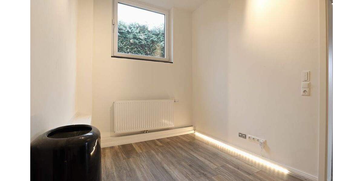 Gewerbeobjekt Halstenbek - 1.250&euro; | Angebot:25728412