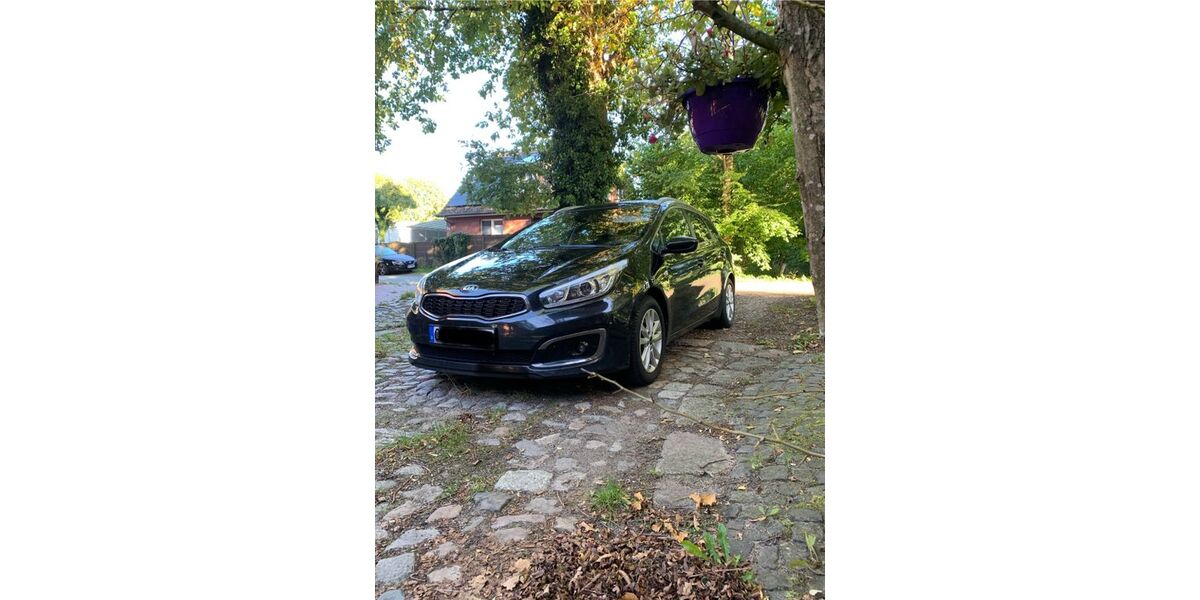 Kia ceed / Ceed 170.112 km 4.999 &euro; Ahrensburg 22926