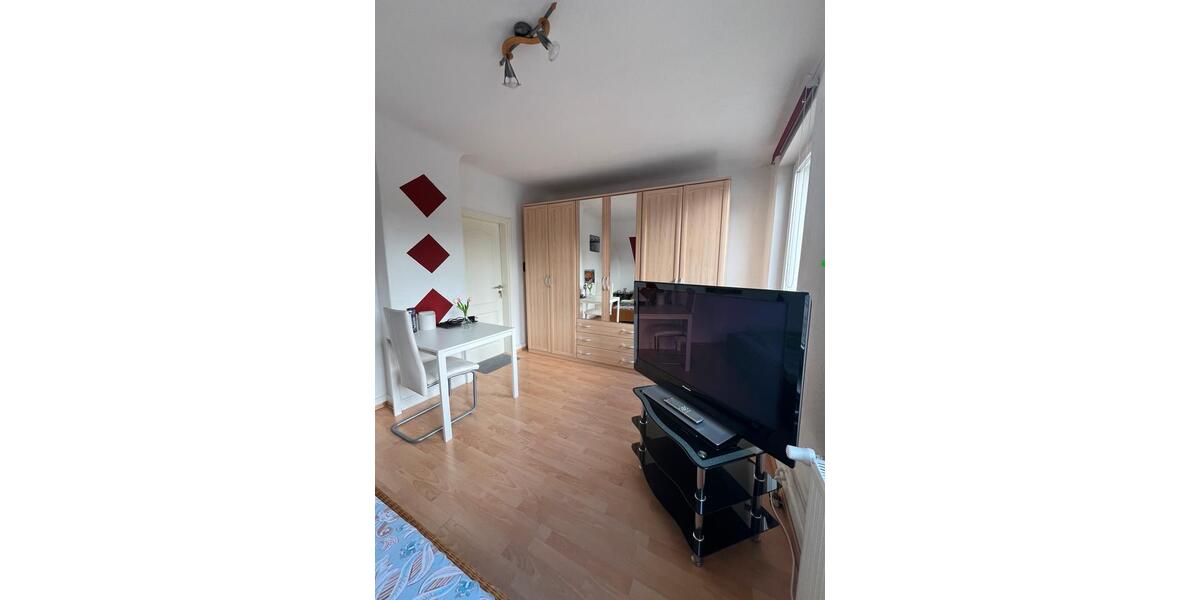 Etagenwohnung Hamburg Altona - 1 Zimmer, 17 m&sup2;, 650&euro; | Angebot:25959022