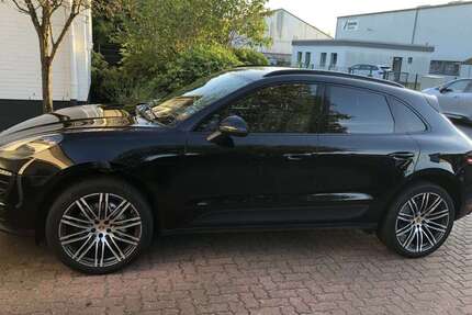 Porsche Macan 162.680 km 34.850 &euro; Hamburg 22607