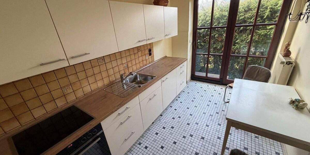 Mehrfamilienhaus, Wohnhaus Heist - 8 Zimmer, 214 m&sup2;, 495.000&euro; | Angebot:25742353