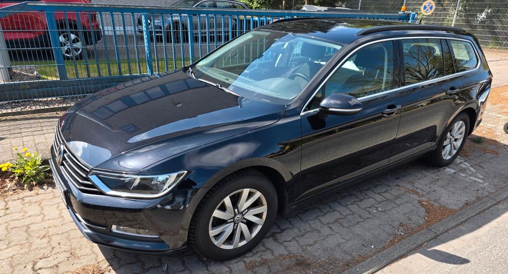 VW Passat 151.142 km 11.500 &euro; Barsbüttel 22885