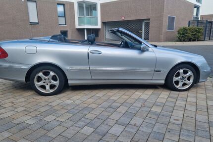 Mercedes-Benz CLK 320 186.000 km 8.900 &euro; Norderstedt b. Hamburg 22848