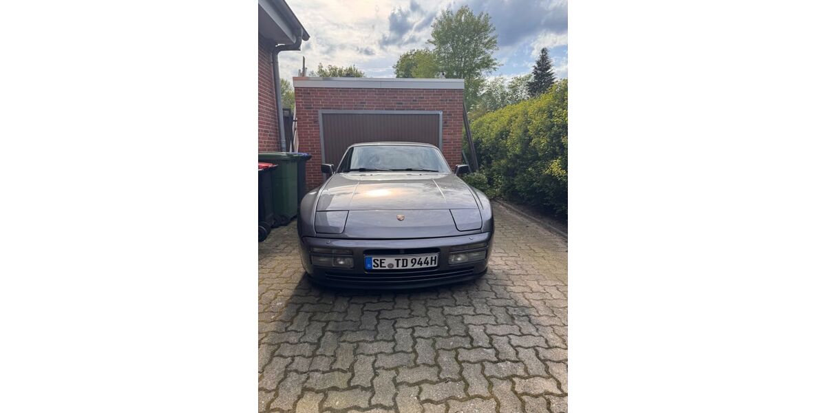 Porsche 944 212.000 km 20.790 &euro; Norderstedt 22851