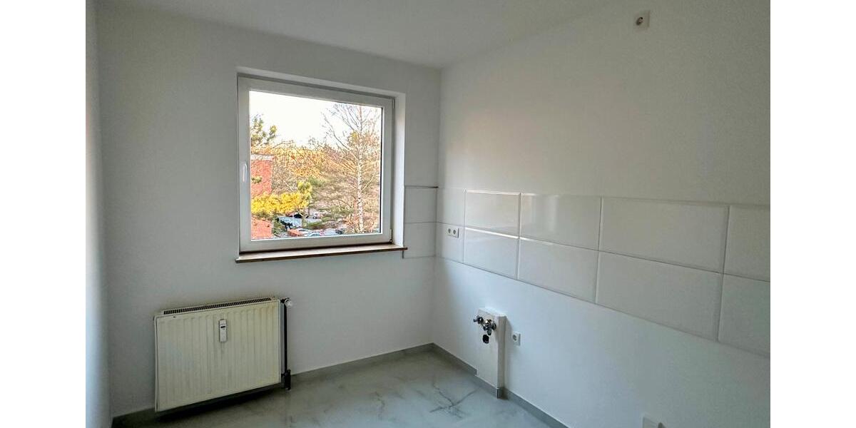 Etagenwohnung Stapelfeld - 4 Zimmer, 96 m&sup2;, 2.000&euro; | Angebot:25957212