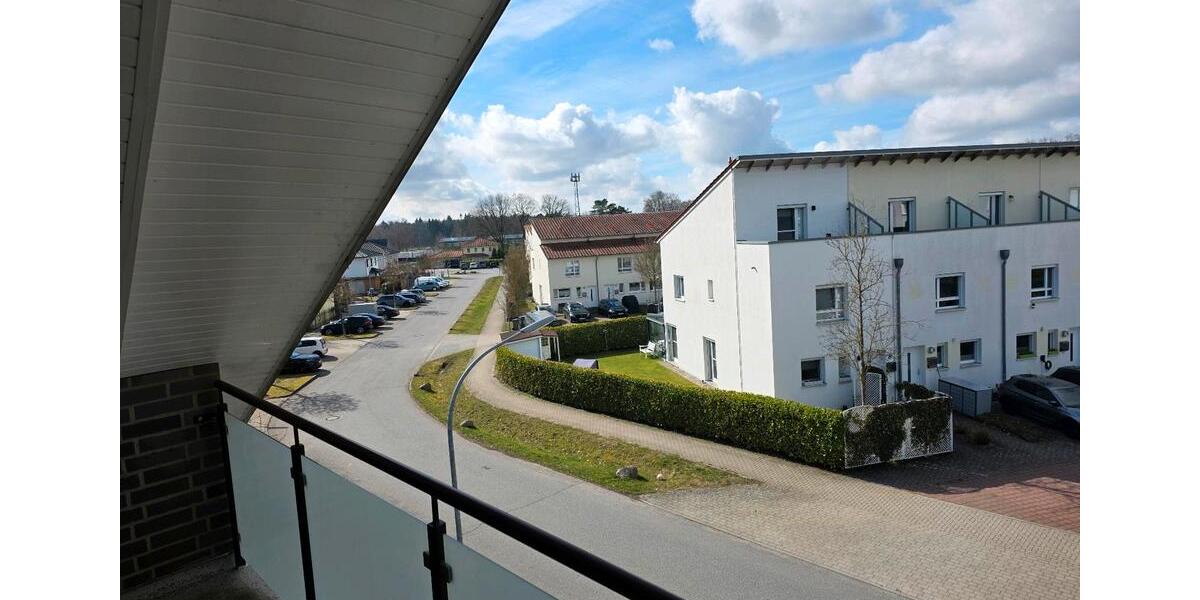 Dachgeschoßwohnung Norderstedt Friedrichsgabe - 3 Zimmer, 84 m&sup2;, 1.790&euro; | Angebot:25948582