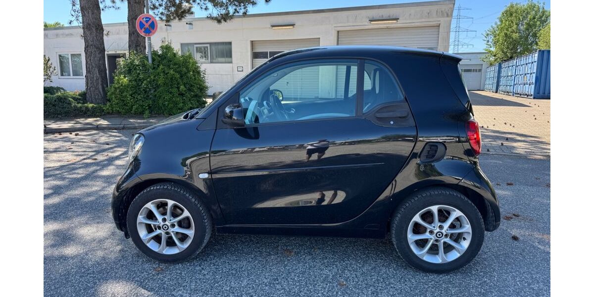 Smart ForTwo 99.043 km 8.490 &euro; Barsbüttel 22885