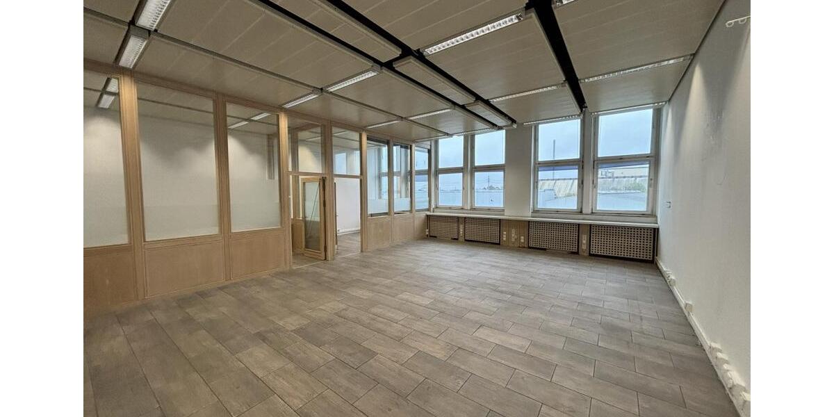 Gewerbeobjekt Oststeinbek - 808&euro; | Angebot:23847282